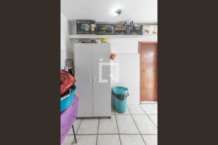 Casa à venda com 300m², 5 quartos e 3 vagas Casa à venda com 300m², 5 quartos e 3 vagasLavanderia