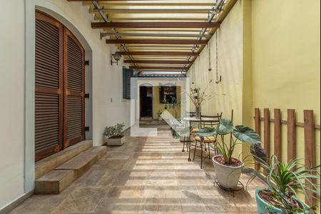 Casa à venda com 300m², 5 quartos e 3 vagas Casa à venda com 300m², 5 quartos e 3 vagasJardim de Inverno