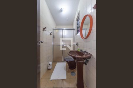 Casa à venda com 300m², 5 quartos e 3 vagas Casa à venda com 300m², 5 quartos e 3 vagasBanheiro da Suíte 2