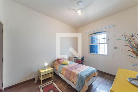 Casa à venda com 300m², 5 quartos e 3 vagas Casa à venda com 300m², 5 quartos e 3 vagasSuíte 3