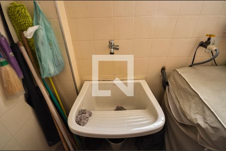 Apartamento à venda com 66m², 2 quartos e 1 vagaÁrea de Serviço