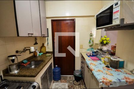 Apartamento à venda com 66m², 2 quartos e 1 vagaCozinha