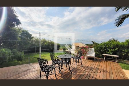 Casa de condomínio à venda com 300m², 4 quartos e 4 vagas Casa de condomínio à venda com 300m², 4 quartos e 4 vagasPiscina