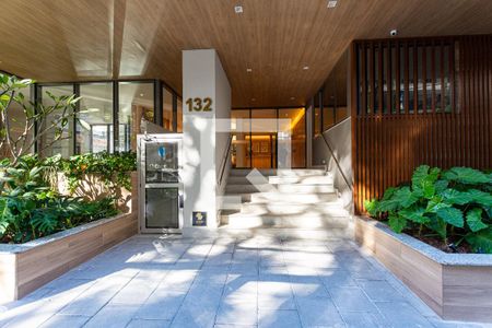 Apartamento à venda com 117m², 3 quartos e 2 vagasEntrada