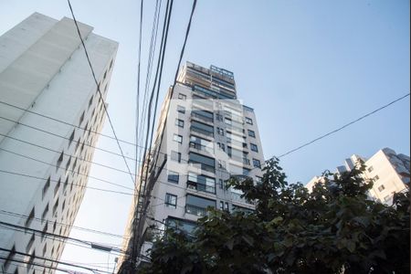 Apartamento à venda com 31m², 1 quarto e 1 vaga Apartamento à venda com 31m², 1 quarto e 1 vagaFachada