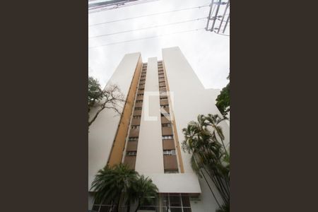 Apartamento à venda com 117m², 3 quartos e 1 vagaFachada