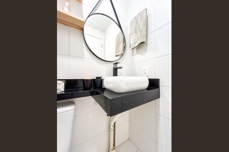 Apartamento para alugar com 34m², 2 quartos e sem vaga Apartamento para alugar com 34m², 2 quartos e sem vagaBanheiro