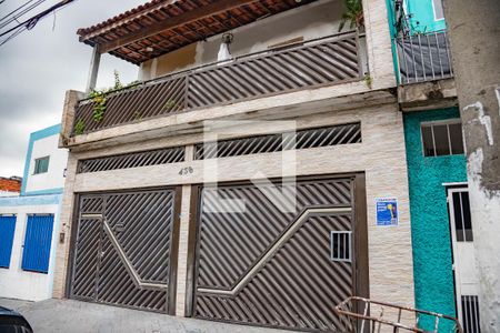 Casa à venda com 230m², 4 quartos e 3 vagasFachada e Placa