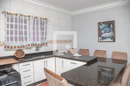 Casa à venda com 230m², 4 quartos e 3 vagasCozinha 2