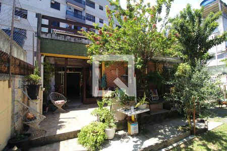 Casa à venda com 253m², 4 quartos e 1 vagaFrente da casa