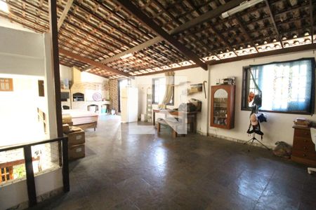 Casa à venda com 253m², 4 quartos e 1 vagaTerraço/churrasqueira