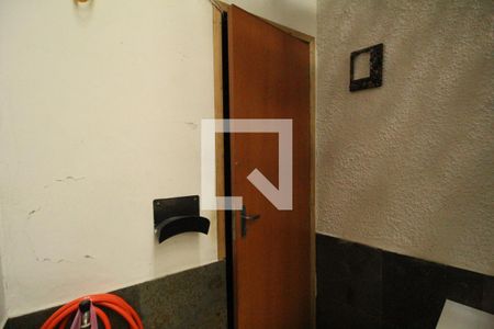 Casa à venda com 253m², 4 quartos e 1 vagaÁtrio/despensa