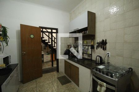 Casa à venda com 253m², 4 quartos e 1 vagaCozinha