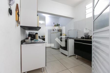 Casa à venda com 250m², 2 quartos e 4 vagas Casa à venda com 250m², 2 quartos e 4 vagasCozinha