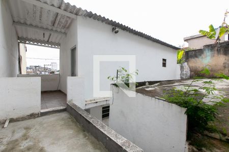 Casa à venda com 250m², 2 quartos e 4 vagas Casa à venda com 250m², 2 quartos e 4 vagasEdícula