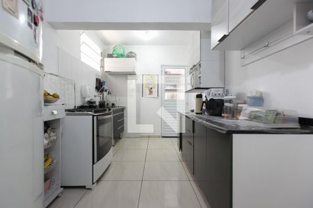 Casa à venda com 250m², 2 quartos e 4 vagas Casa à venda com 250m², 2 quartos e 4 vagasCozinha