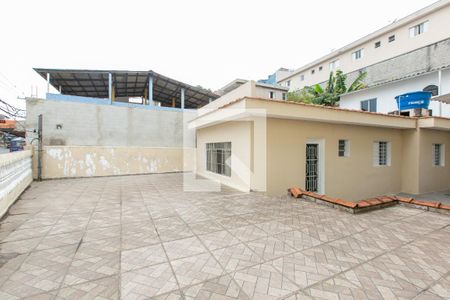 Casa à venda com 250m², 2 quartos e 4 vagas Casa à venda com 250m², 2 quartos e 4 vagasÁrea Externa