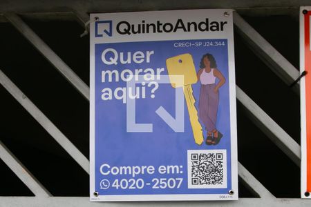 Casa à venda com 250m², 2 quartos e 4 vagas Casa à venda com 250m², 2 quartos e 4 vagasPlaquinha