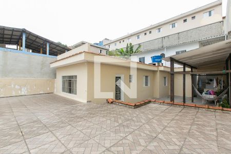 Casa à venda com 250m², 2 quartos e 4 vagas Casa à venda com 250m², 2 quartos e 4 vagasÁrea Externa