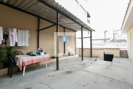 Casa à venda com 250m², 2 quartos e 4 vagas Casa à venda com 250m², 2 quartos e 4 vagasÁrea Externa