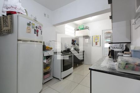 Casa à venda com 250m², 2 quartos e 4 vagas Casa à venda com 250m², 2 quartos e 4 vagasCozinha