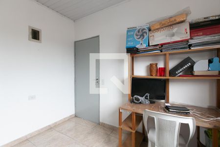 Casa à venda com 250m², 2 quartos e 4 vagas Casa à venda com 250m², 2 quartos e 4 vagasEdícula