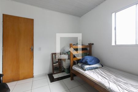 Casa à venda com 250m², 2 quartos e 4 vagas Casa à venda com 250m², 2 quartos e 4 vagasEdícula