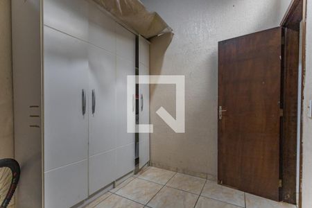 Quarto de casa à venda com 2 quartos, 120m² em Sarandi, Porto Alegre