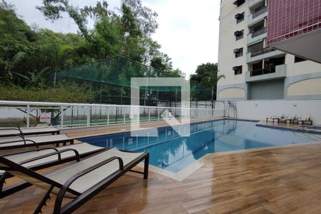 Apartamento à venda com 97m², 3 quartos e 1 vaga Apartamento à venda com 97m², 3 quartos e 1 vagaÁrea comum - Piscina