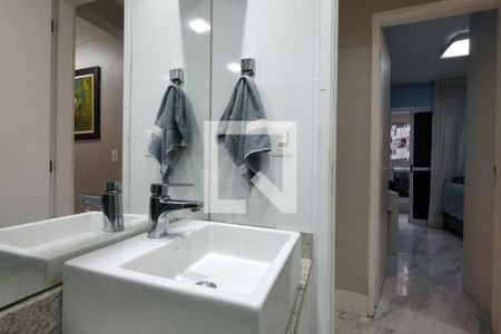 Apartamento à venda com 97m², 3 quartos e 1 vaga Apartamento à venda com 97m², 3 quartos e 1 vagaBanheiro 1