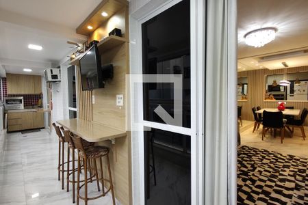 Apartamento à venda com 97m², 3 quartos e 1 vaga Apartamento à venda com 97m², 3 quartos e 1 vagaVaranda