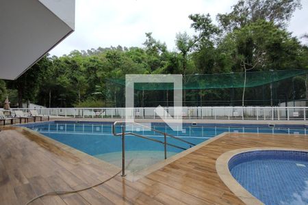 Apartamento à venda com 97m², 3 quartos e 1 vaga Apartamento à venda com 97m², 3 quartos e 1 vagaÁrea comum - Piscina