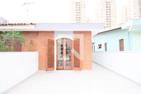 Casa à venda com 118m², 3 quartos e 2 vagasFachada