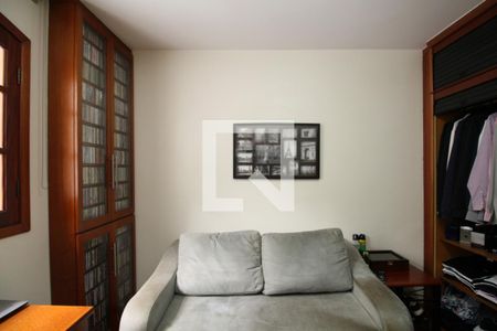 Casa à venda com 118m², 3 quartos e 2 vagasQuarto 2