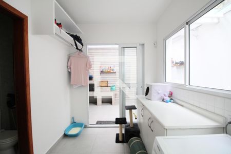 Casa à venda com 118m², 3 quartos e 2 vagasÁrea de Serviço