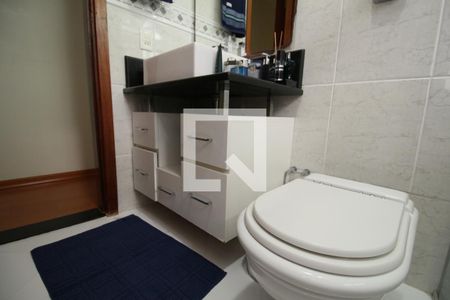 Casa à venda com 118m², 3 quartos e 2 vagasBanheiro Social