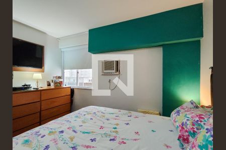 Apartamento à venda com 126m², 3 quartos e 2 vagasQuarto 1