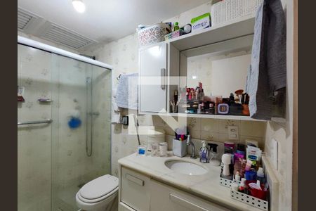 Apartamento à venda com 126m², 3 quartos e 2 vagasBanheiro da Suíte