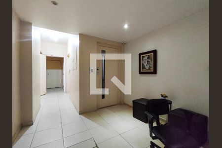 Apartamento à venda com 126m², 3 quartos e 2 vagasFachada e portaria