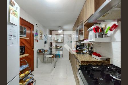 Apartamento à venda com 126m², 3 quartos e 2 vagasCozinha
