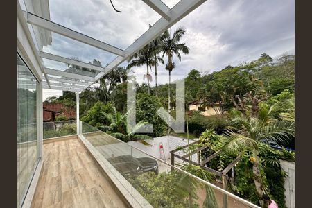 Casa de condomínio à venda com 500m², 4 quartos e 3 vagasSuíte 4 (Master) - Varanda