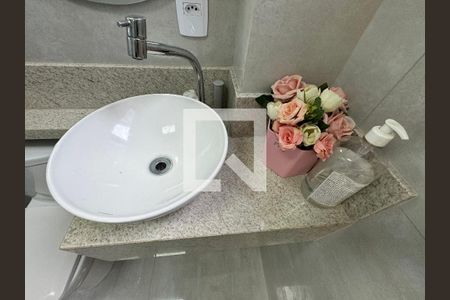 Casa de condomínio à venda com 500m², 4 quartos e 3 vagasSuíte 1 - Banheiro