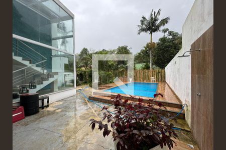 Casa de condomínio à venda com 500m², 4 quartos e 3 vagasÁrea externa