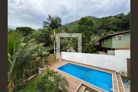 Casa de condomínio à venda com 500m², 4 quartos e 3 vagasSuíte 4 (Master) - Varanda - Vista