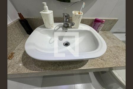 Casa de condomínio à venda com 500m², 4 quartos e 3 vagasSuíte 2 - Banheiro