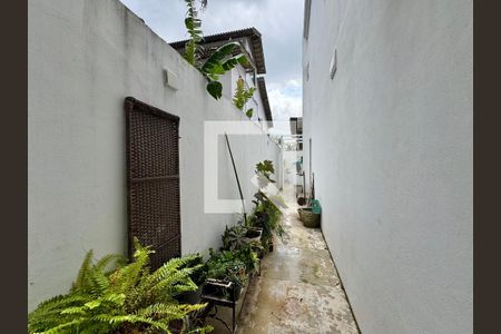 Casa de condomínio à venda com 500m², 4 quartos e 3 vagasÁrea externa