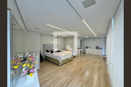 Casa de condomínio à venda com 500m², 4 quartos e 3 vagasSuíte 1