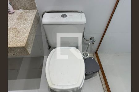 Casa de condomínio à venda com 500m², 4 quartos e 3 vagasSuíte 2 - Banheiro