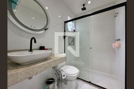 Casa de condomínio à venda com 500m², 4 quartos e 3 vagasSuíte 3 - Banheiro