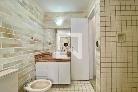 Apartamento à venda com 193m², 3 quartos e 2 vagasBanheiro 2